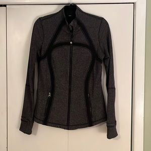 Lululemon define jacket size 6 heather and black four way stretch
